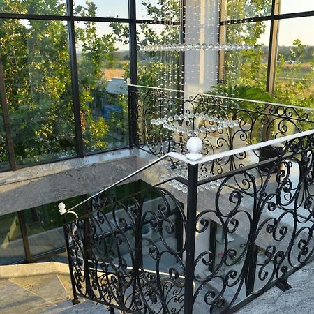 Mesecev Konak Bed and Breakfast Ni Zewnętrze zdjęcie