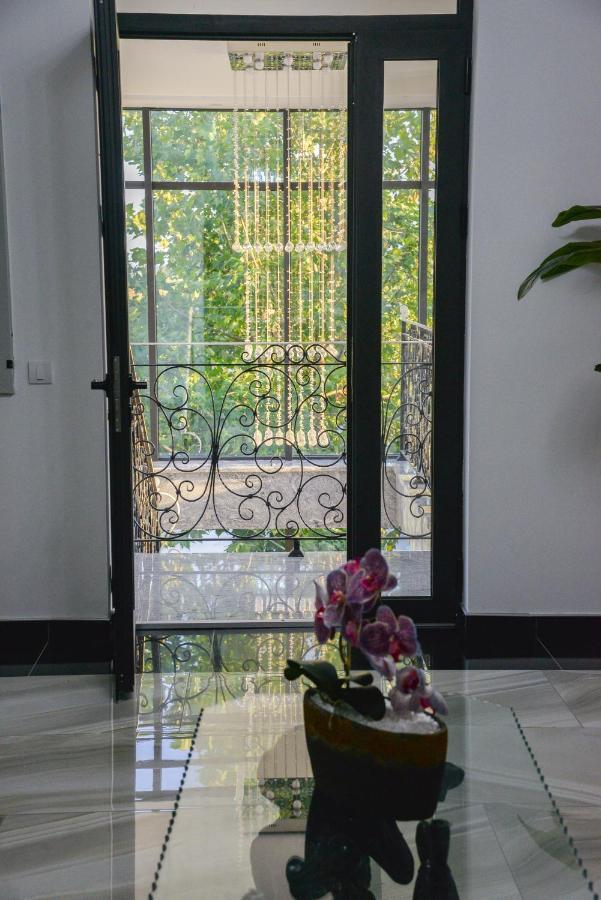 Mesecev Konak Bed and Breakfast Ni Zewnętrze zdjęcie