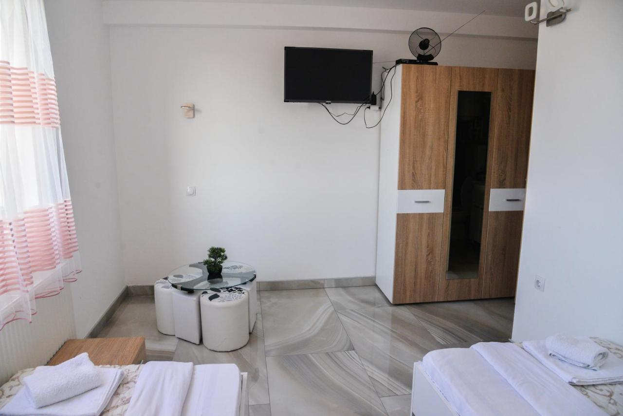 Mesecev Konak Bed and Breakfast Ni Zewnętrze zdjęcie