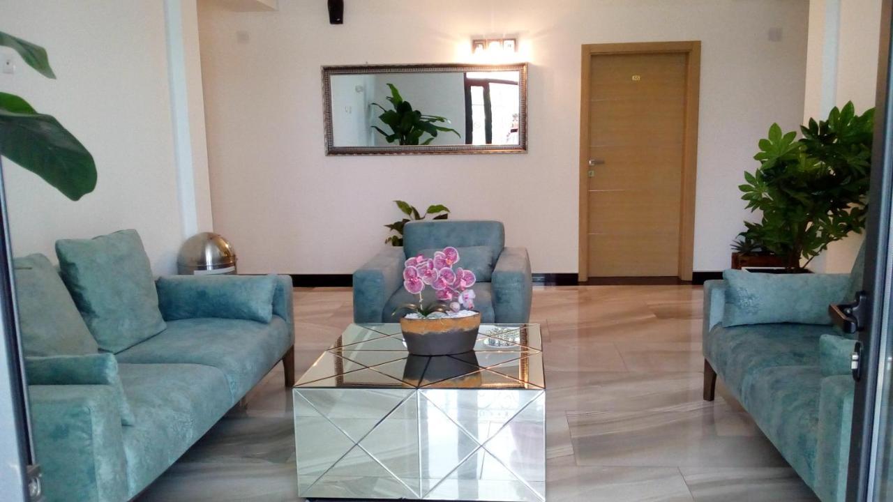 Mesecev Konak Bed and Breakfast Ni Zewnętrze zdjęcie